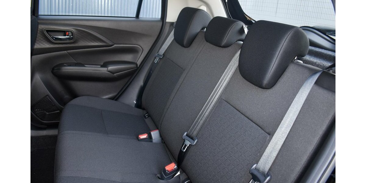Suzuki Swift Club 1.2l M/T Dualjet Hybrid 9.769 km 15.480 &euro; Höchberg-Würzburg 97204