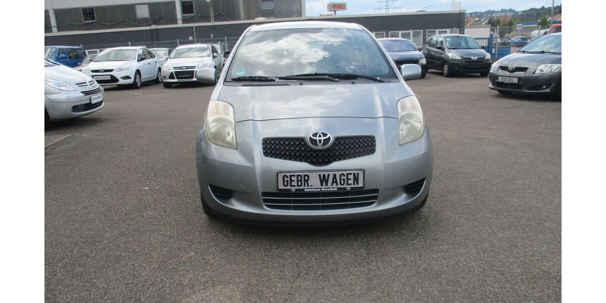Toyota Yaris 193.921 km 3.290 &euro; Schwäbisch Gmünd 73525