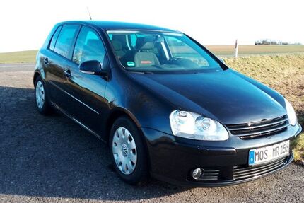 VW Golf 135.000 km 3.199 &euro; Adelsheim 74740