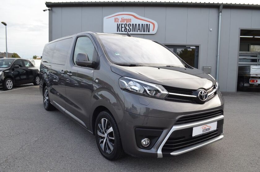 Toyota Proace (Verso) 76.500 km 28.800 € Plattling 94447