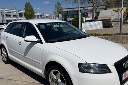 Audi A3 267.000 km 2.600 &euro; Rosenheim 83026