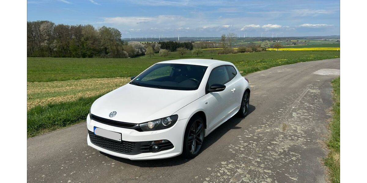 VW Scirocco 143.000 km 10.100 &euro; Kümbdchen 55471