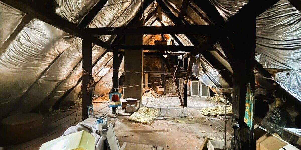 geräumiges Stadthaus mit Zufahrt und 3 Garagen im Zentrum von Penzlin 7 zimmer