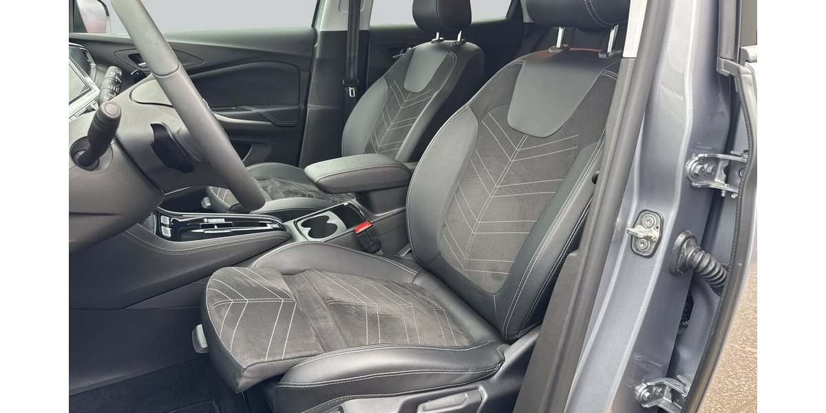 Opel Grandland Ultimate *ACC/Navi/19Zoll Alu/LED/el.Hec 35.065 km 24.790 &euro; Bamberg 96052