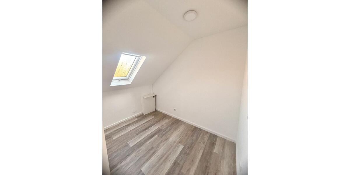 Etagenwohnung Buseck - 2 Zimmer, 74 m&sup2;, 750&euro; | Angebot:25415135