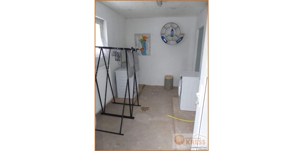 Einfamilienhaus Sinntal Mottgers - 8 Zimmer, 200 m&sup2;, 305.000&euro; | Angebot:24780950