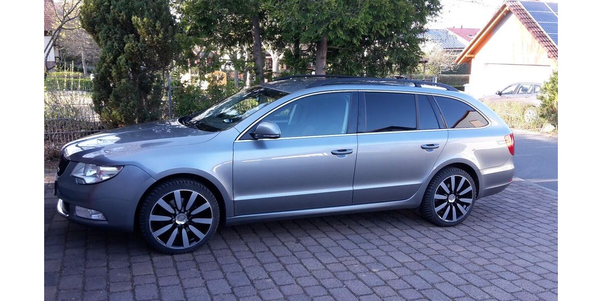 Skoda Superb 235.600 km 6.500 &euro; Hettstadt (Bayern) 97265