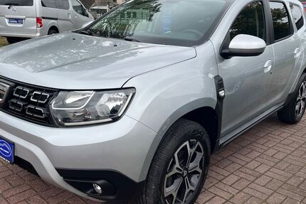 Dacia Duster 102.500 km 15.600 &euro; Berlin 13127