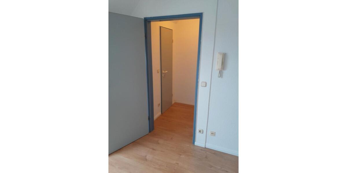 Dachgeschoßwohnung Braunschweig Lehndorf-Watenbüttel - 1 Zimmer, 25 m&sup2;, 80.000&euro; | Angebot:27447218