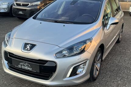 Peugeot 308 124.000 km 6.500 € Stromberg-Warmsroth 55442