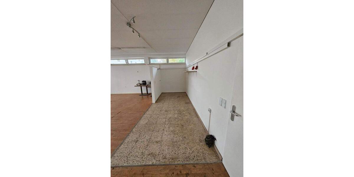 Gewerbeobjekt Waldkraiburg - 1 Zimmer, 99.000&euro; | Angebot:25729532