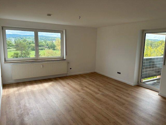 Etagenwohnung Weiden in der Oberpfalz - 2.5 Zimmer, 67 m&sup2;, 205.000&euro; | Angebot:26823788