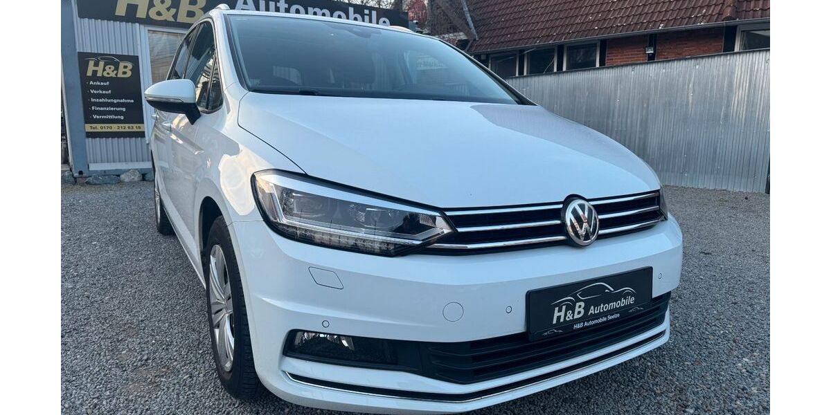 VW Touran 57.000 km 21.390 &euro; Seelze 30926