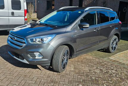 Ford Kuga 104.000 km 13.900 &euro; Schwalmtal 41366