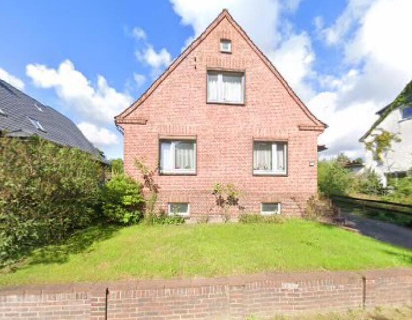 Großzügiges Einfamilienhaus mit Riesengarten zu Miete zimmer