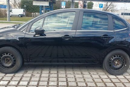 Citroen C3 85.000 km 4.500 &euro; München 81375