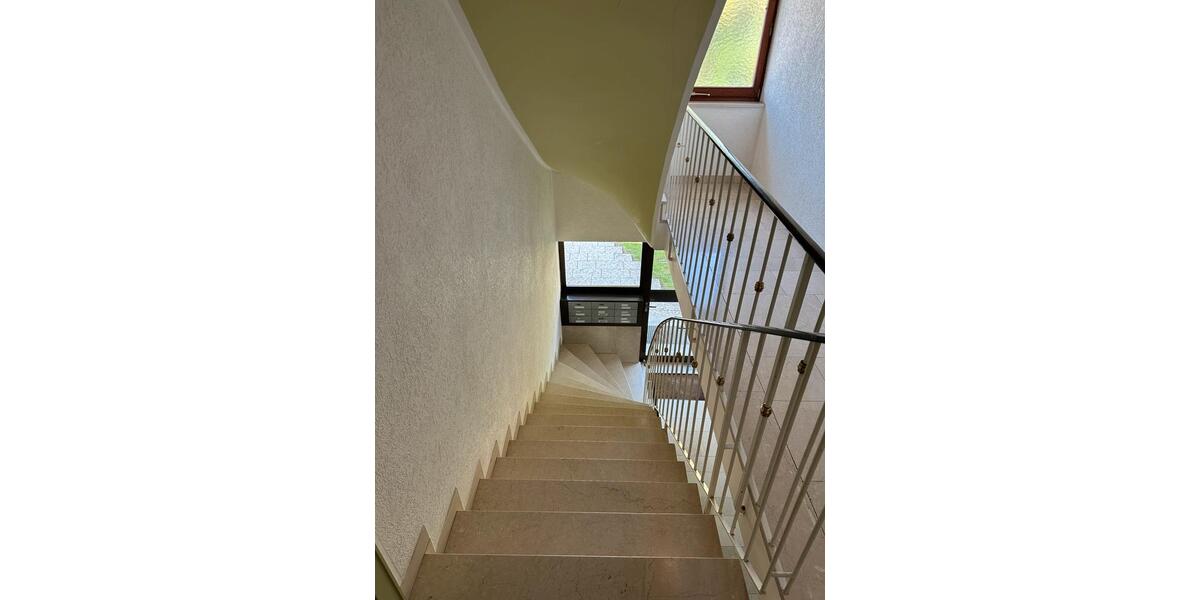 Dachgeschoßwohnung Gauting - 1.5 Zimmer, 45 m&sup2;, 295.000&euro; | Angebot:25307861