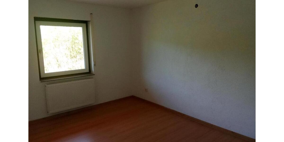 Etagenwohnung Weißenbrunn - 4 Zimmer, 110 m&sup2;, 150.000&euro; | Angebot:26445675