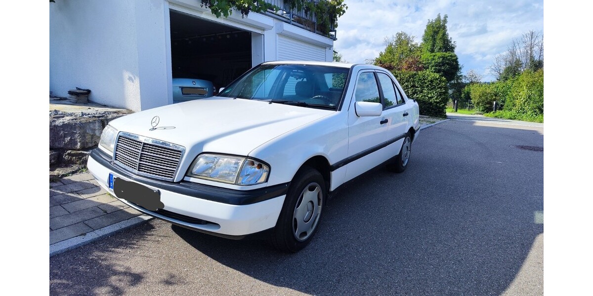 Mercedes-Benz C 230 148.600 km 5.000 € Uhingen 73066