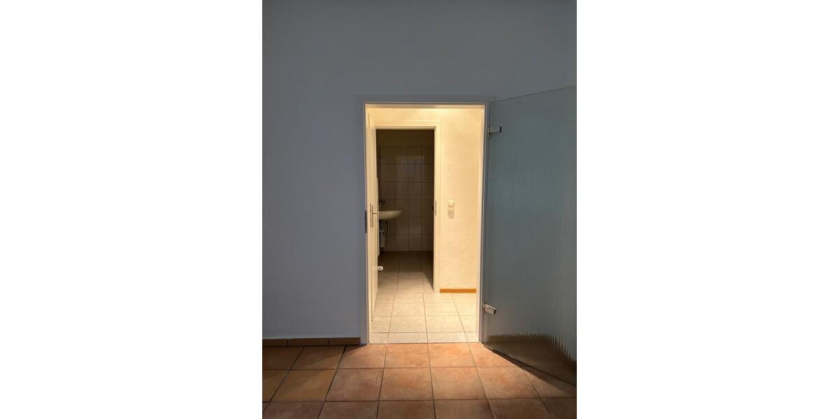 Erdgeschoßwohnung Iserlohn Grüne - 2 Zimmer, 65 m&sup2;, 480&euro; | Angebot:24749910