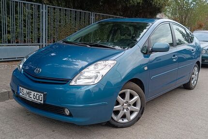 Toyota Prius 130.000 km 5.500 &euro; Berlin 13591