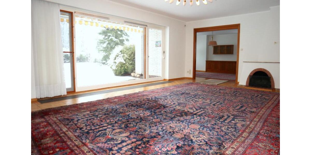 Einfamilienhaus Ganderkesee - 8 Zimmer, 257 m&sup2;, 1.500&euro; | Angebot:24772096
