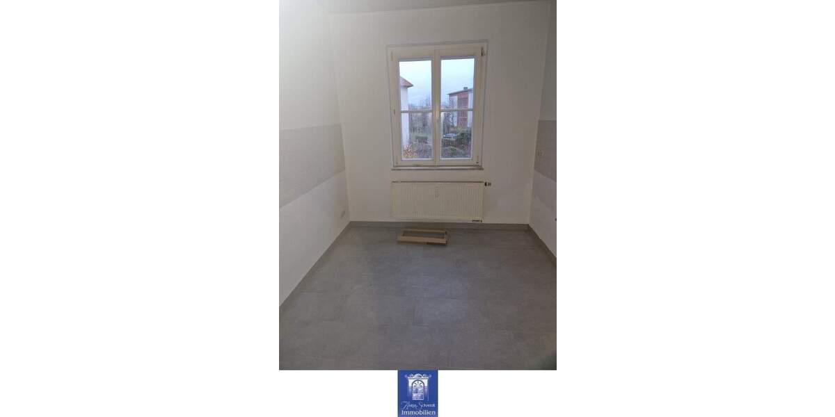 Zimmer Riesa Gröba - 3 Zimmer, 78 m&sup2;, 540&euro; | Angebot:25781173