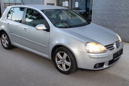 VW Golf V 225.000 km 3.200 € München 80313