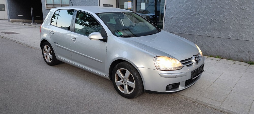 VW Golf V 225.000 km 3.200 € München 80313