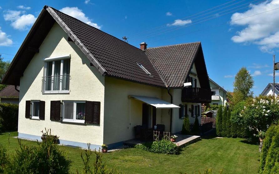 Provisionsfrei Zweifamilienhaus in Schwabsoien