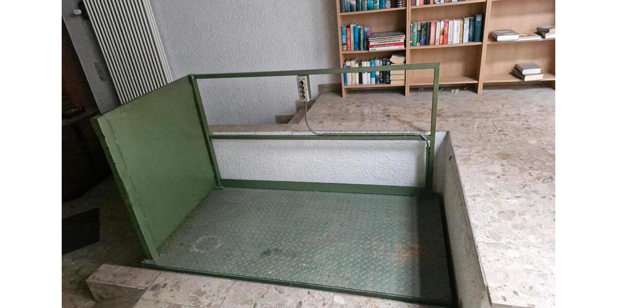 Einfamilienhaus Hallstadt - 11 Zimmer, 450 m&sup2;, 1.400&euro; | Angebot:21621278