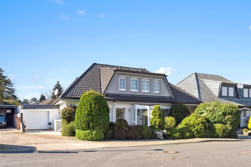 Mit 3D und Video: Modernes Einfamilienhaus mit großem und schön angelegten Garten in Nörvenich! 8 zimmer