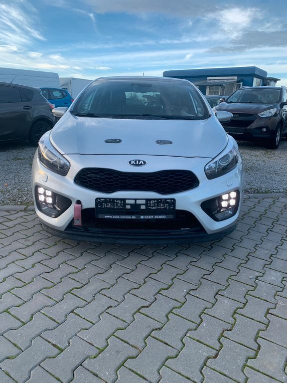 Kia ceed / Ceed 191.000 km 5.900 € Mittenwalde 15749