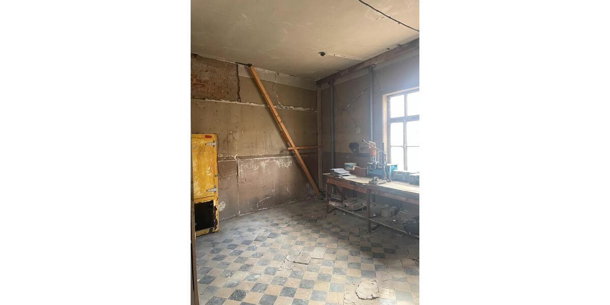 Bauernhaus, Landhaus Bad Langensalza - 4 Zimmer, 100 m&sup2;, 45.000&euro; | Angebot:26981133