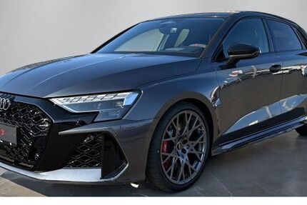 Audi RS3 1.100 km 74.450 &euro; Lohr am Main 97816