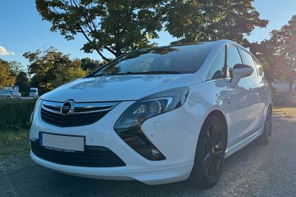 Opel Zafira Tourer 116.000 km 11.990 € Altenmünster 86450