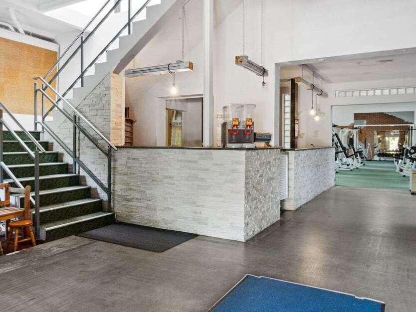Büro in Guben 319.000 € 1056 m²
