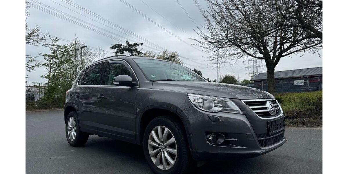 VW Tiguan 49.000 km 9.990 &euro; Hürth 50354
