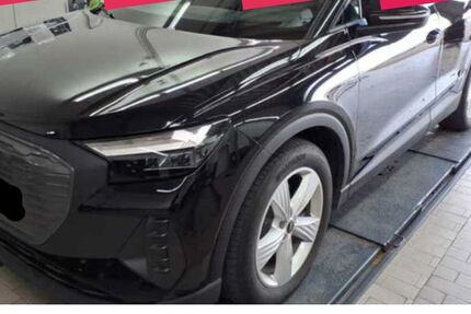 Audi Q4 e-tron 29.483 km 27.980 &euro; Herrenberg 71083
