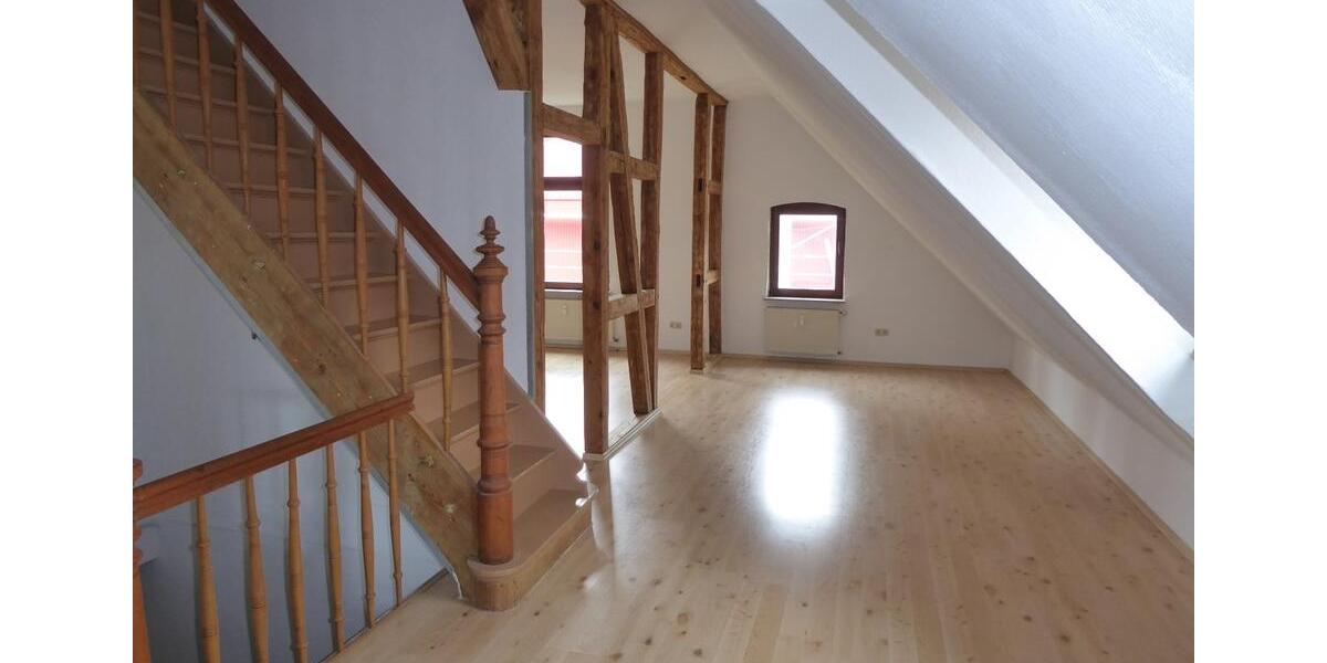 Dachgeschoßwohnung Beedenbostel - 3 Zimmer, 100 m&sup2;, 620&euro; | Angebot:26224119