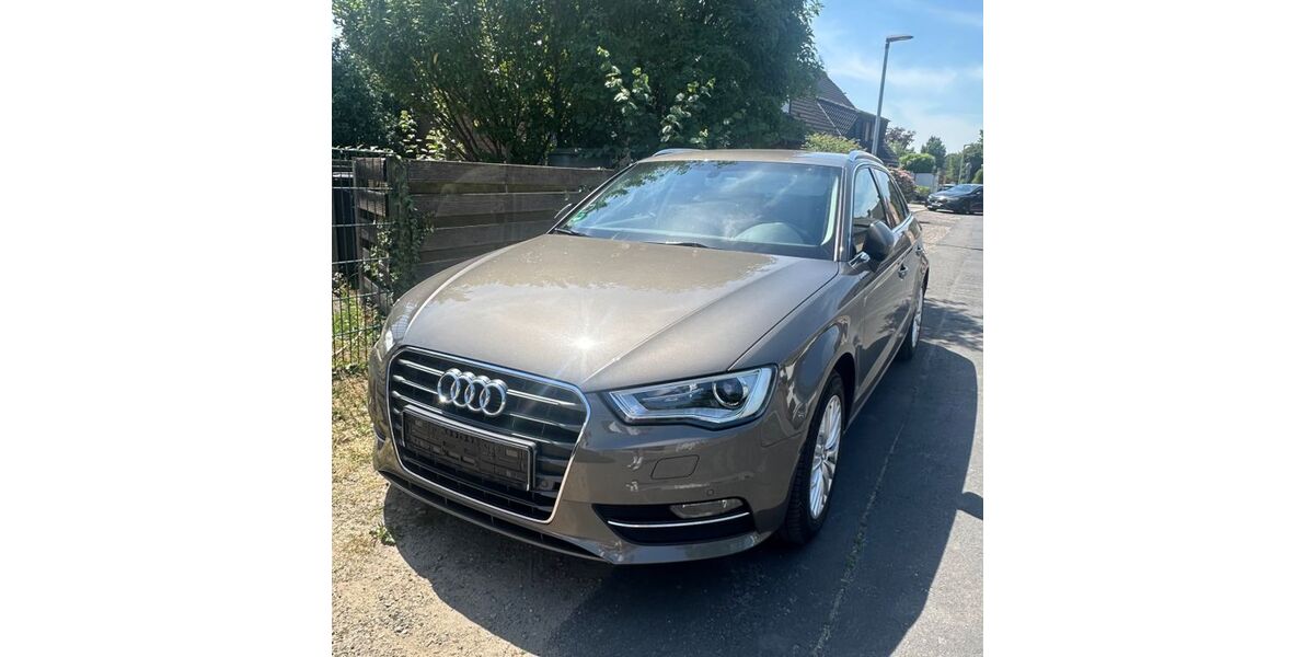 Audi A3 143.000 km 12.499 &euro; Grefrath 47929