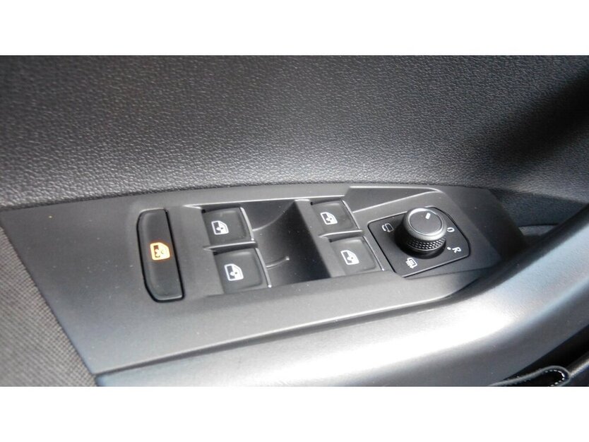Taigo 1.0 Life R-Line TSI BMT Klima Navi LED