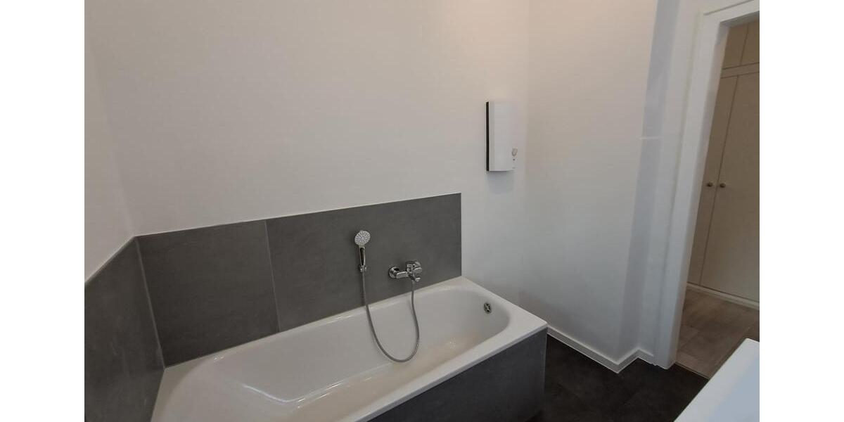 Erdgeschoßwohnung Koblenz Bubenheim - 4 Zimmer, 107 m&sup2;, 1.100&euro; | Angebot:25436204