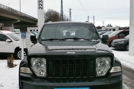 Jeep Cherokee 350.000 km 5.400 &euro; München OT Trudering-Riem 81825