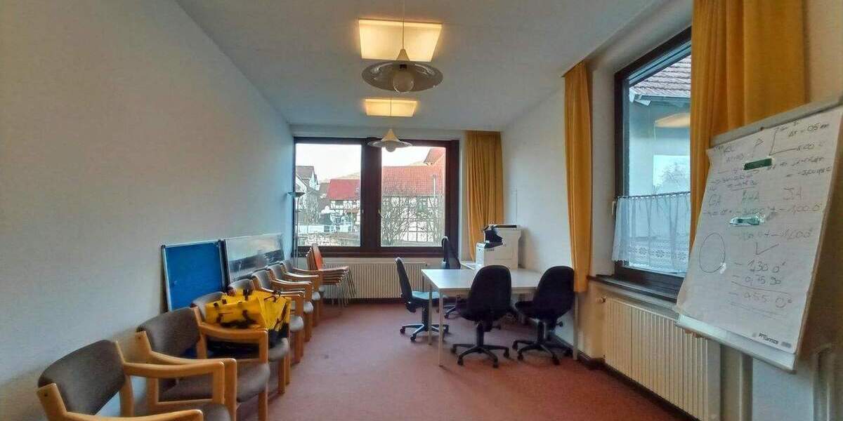Gewerbeobjekt Baunatal Altenritte - 3 Zimmer, 164 m&sup2;, 1.230&euro; | Angebot:24155617