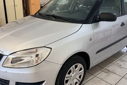 Skoda Fabia 296.000 km 2.500 &euro; Geesthacht (bei Hamburg) 21502