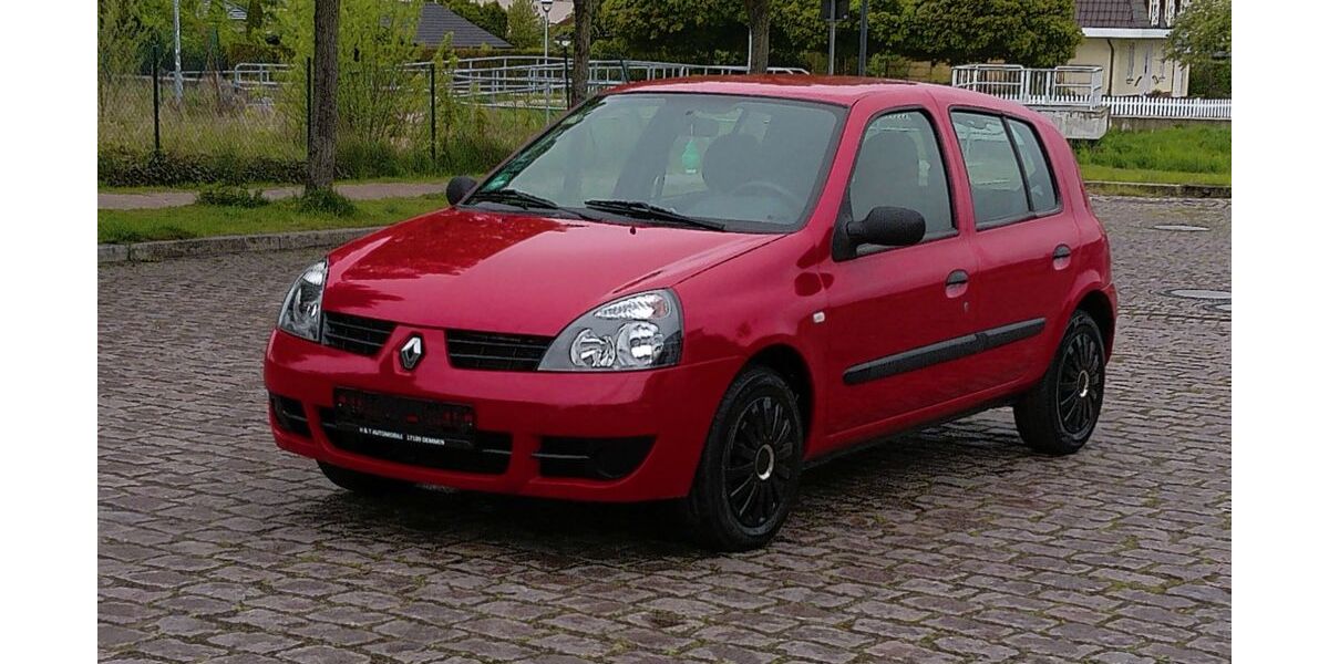 Renault Clio 88.000 km 2.880 &euro; Demmin 17109