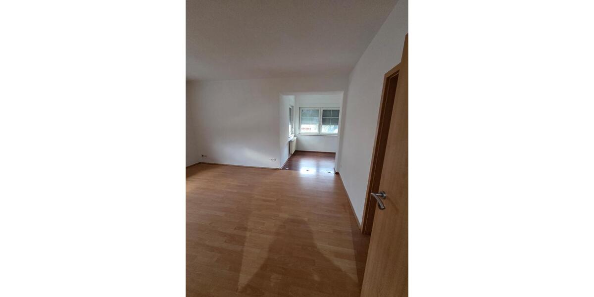 3 Raum Wohnung, 72 Quadratmeter, 520 € KM 3 zimmer