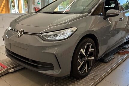 VW ID.3 27.940 km 28.819 &euro; Erfurt 99098