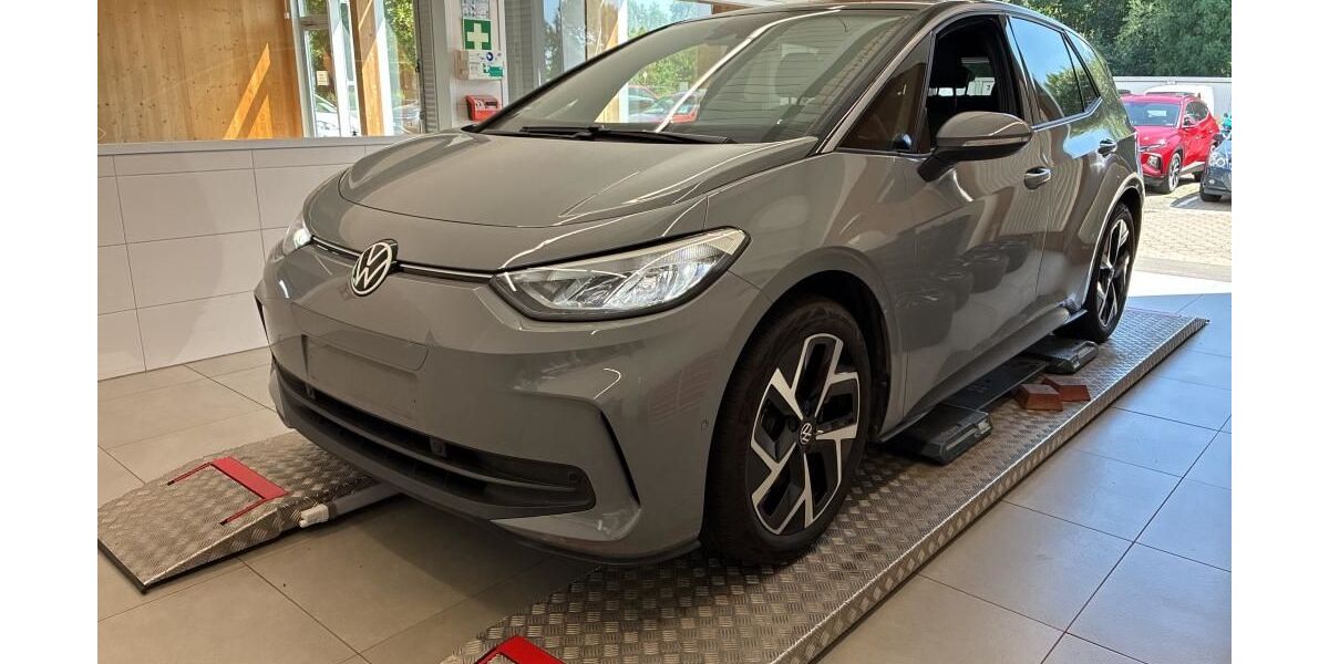 VW ID.3 27.940 km 28.819 &euro; Erfurt 99098